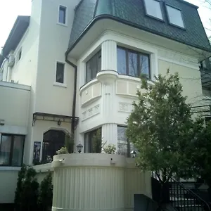 Cornelia Hotel