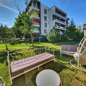 Beside Airport Appartement