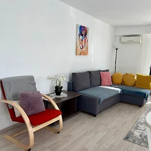 Fly Airport Residences & Therme-self Check-in Appartement