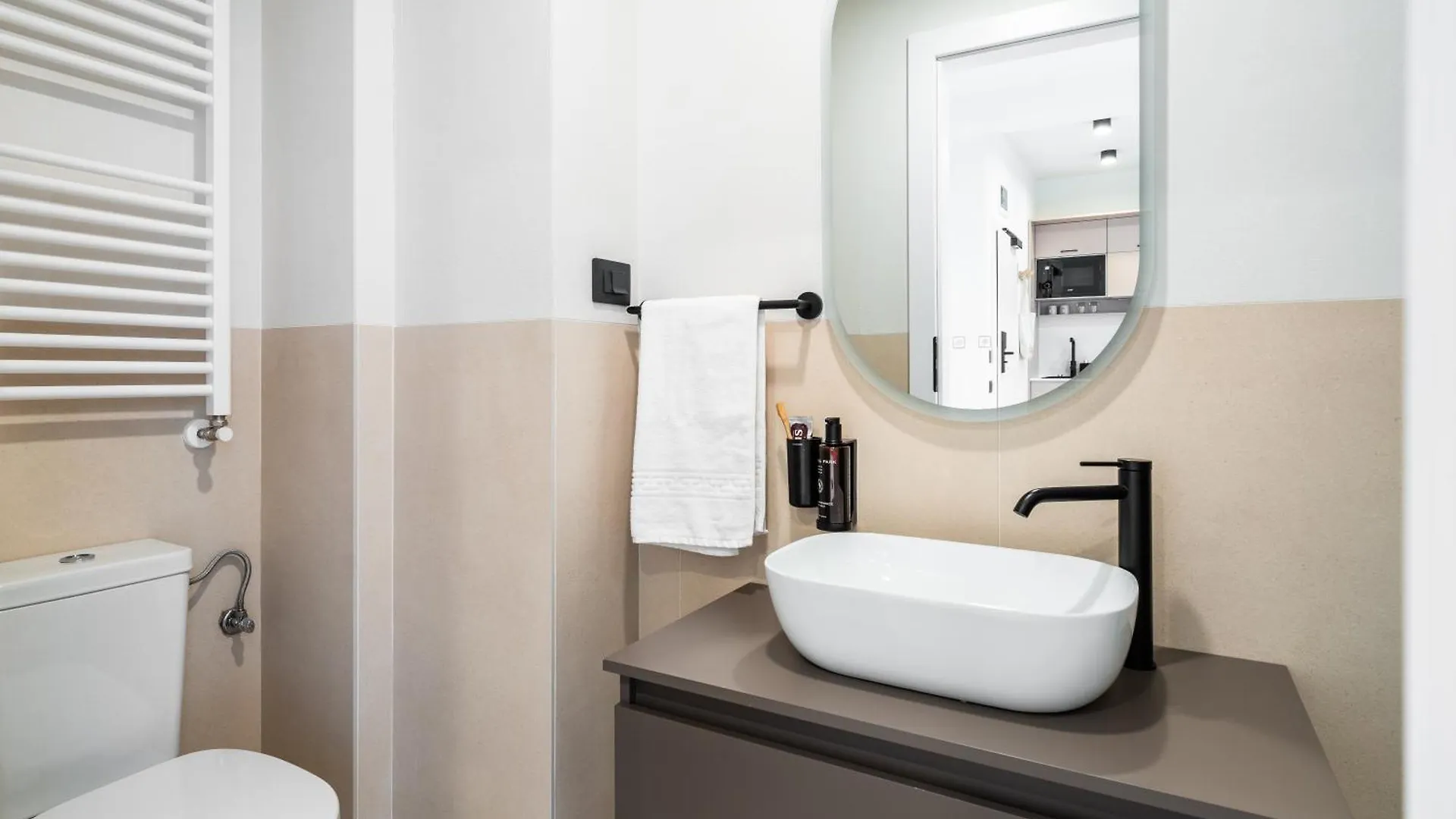 Old Town Apartments By Olala Homes Bucharest