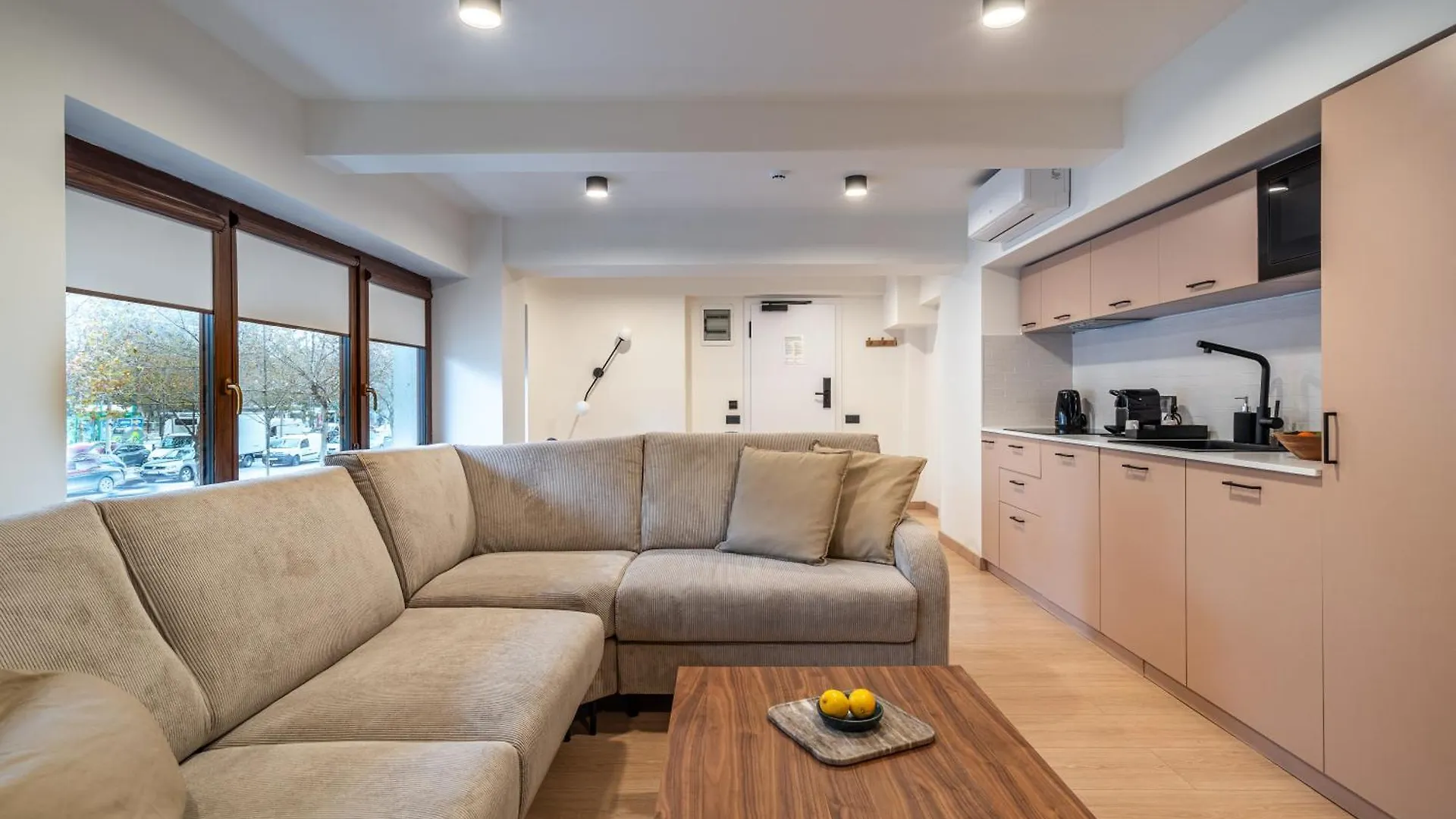 Old Town Apartments By Olala Homes Bucharest Romania