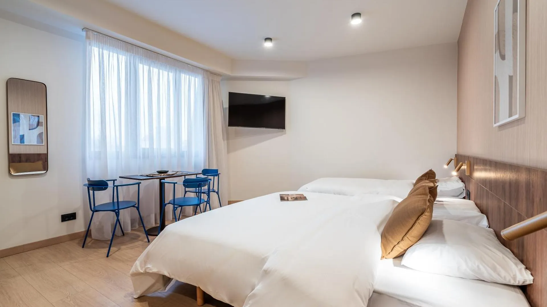 Old Town Apartments By Olala Homes Bucharest Romania