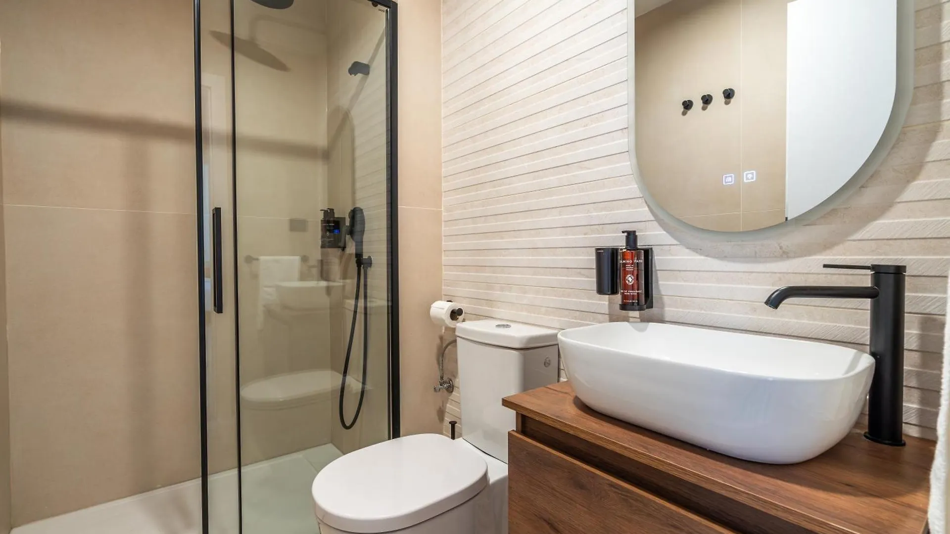 Old Town Apartments By Olala Homes Bucharest